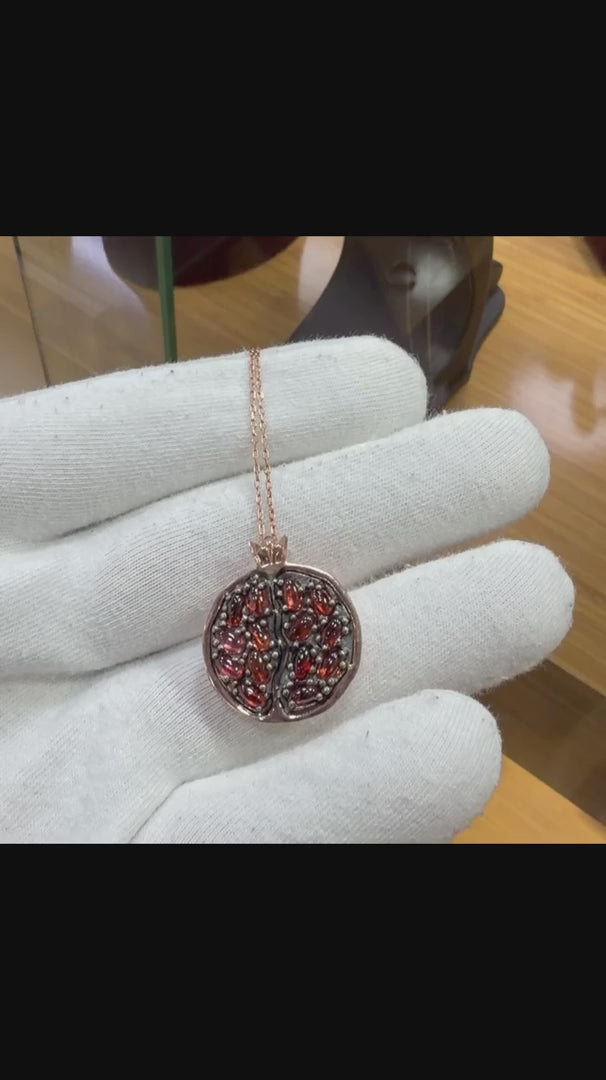 Gümüş nar kolye tasarımı